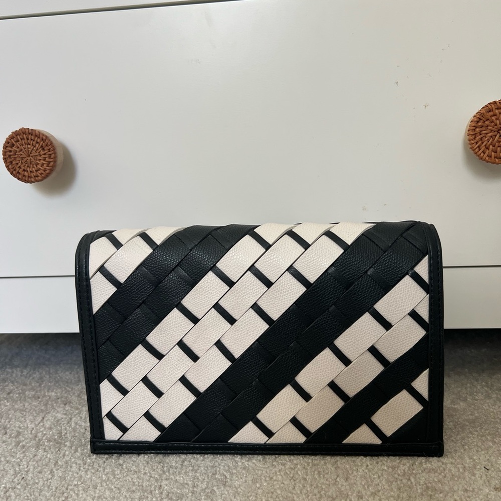 Like Dreams Black and White Woven Women's Bag